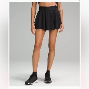 Lululemon Size 4 Court Rival High-Rise Skirt